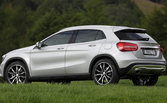 2014 Mercedes-Benz GLA250
